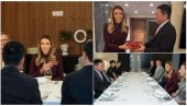 ZAJEDNIČKA BUDUĆNOST DVE ZEMLJE Mesarović o novim kineskim investicijama u Srbiji: Gradimo konkretne projekte i otvaramo nova radna mesta ZAJEDNIČKA BUDUĆNOST DVE ZEMLJE Mesarović o novim kineskim investicijama u Srbiji: Gradimo konkretne projekte i otvaramo nova radna mesta