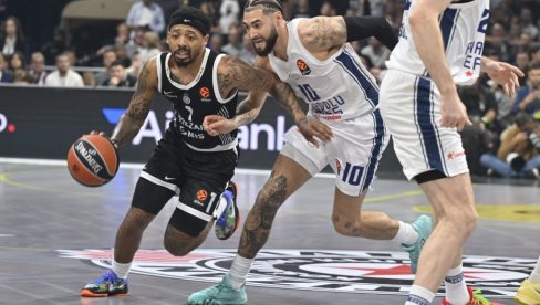 ГРОБАРИ СУ ОВО ЧЕКАЛИ ДА ЧУЈУ: Познато кад се на терен враћа Карлик Џонс