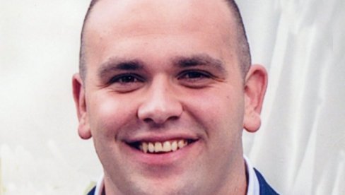 MNOGE ĆE SE MAJKE OCRNITI, BORBI NAŠOJ KRAJA NEĆE BITI Misteriozna čitulja ubijenom škaljarcu najavljuje novo krvoproliće?