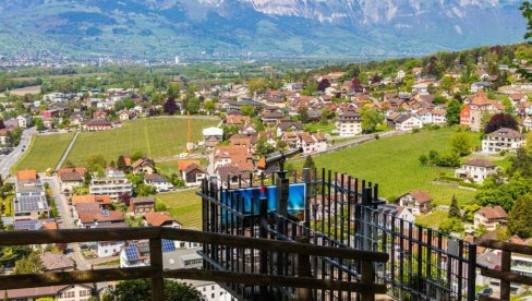 МИСТЕРИОЗНА СМРТ ЧЕТИРИ ЧЛАНА ПОРОДИЦЕ ПОТРЕСЛА ЕВРОПСКУ ЗЕМЉУ: Тела су пронађена на две локације