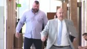 ПОЈАВИО СЕ СНИМАК: Овако је Јокић стигао на суђење, прети му и затвор ако ово уради (ВИДЕО)