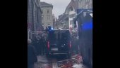 ХАОС НА ПРОПАЛЕСТИНСКИМ ДЕМОНСТРАЦИЈАМА: Полиција употребила водене топове, сузавце..