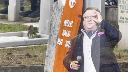 JUTRO NA HALIDOVOM GROBU: Vidite šta su uslikale Sarajlije - bode oči, nema Srbije, a ima SVIH zemalja bivše Juge (FOTO) JUTRO NA HALIDOVOM GROBU: Vidite šta su uslikale Sarajlije - bode oči, nema Srbije, a ima SVIH zemalja bivše Juge (FOTO)