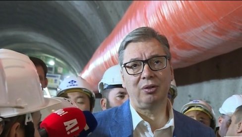 VUČIĆ NA IRIŠKOM VENCU: Predsednik obilazi radove na tunelu (VIDEO)
