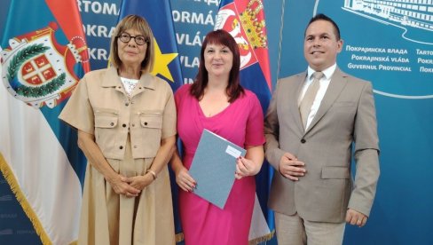 PREDSEDNICA OPŠTINE BAČKI PETROVAC NA SVEČANOSTI: Uručeni ugovori o dodeli novčanih sredstava iz budžeta AP Vojvodine