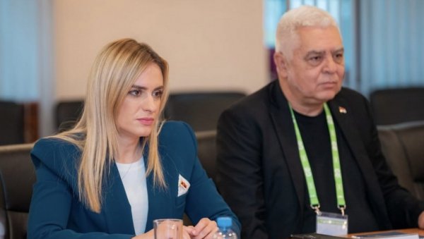 БРАТИНА СА ПРИМАКОВИМ: Разговор о даљем развоју и јачању традиционално блиских и пријатељских односа БРАТИНА СА ПРИМАКОВИМ: Разговор о даљем развоју и јачању традиционално блиских и пријатељских односа
