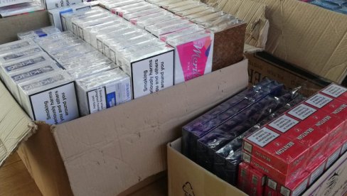 ШВЕРЦЕР „ПАО“ НА КОПАОНИКУ: Полиција запленила цигарете у вредности од 6,5 милиона динара ШВЕРЦЕР „ПАО“ НА КОПАОНИКУ: Полиција запленила цигарете у вредности од 6,5 милиона динара