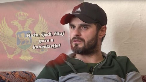 ЦРНОГОРАЦ ДОБИО ДРЖАВНИ ПОСАО, ПА ДАО ОТКАЗ: Разлог - хтео је да РАДИ! Шале се да је изрод и срамота ЦГ (ВИДЕО) ЦРНОГОРАЦ ДОБИО ДРЖАВНИ ПОСАО, ПА ДАО ОТКАЗ: Разлог - хтео је да РАДИ! Шале се да је изрод и срамота ЦГ (ВИДЕО)