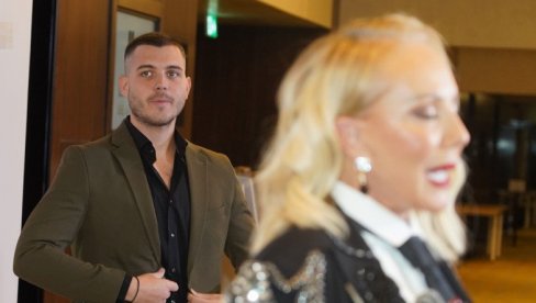ЛЕПА БРЕНА ЗАПОСЛИЛА СИНА: Коначно је дорастао тој улози ЛЕПА БРЕНА ЗАПОСЛИЛА СИНА: Коначно је дорастао тој улози
