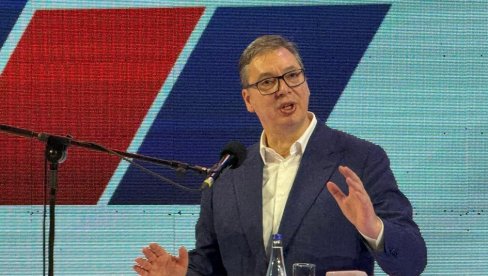VUČIĆ U ZRENJANINU NAJAVIO IZBORE: Uspeli smo da formiramo snažnu partiju (VIDEO) VUČIĆ U ZRENJANINU NAJAVIO IZBORE: Uspeli smo da formiramo snažnu partiju (VIDEO)