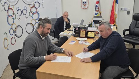 SPOJ MODERNOG I TRADICIONALNOG: Fidžital sport uz školarce SPOJ MODERNOG I TRADICIONALNOG: Fidžital sport uz školarce