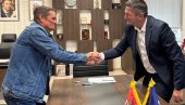 UGOVORI ZA IZBEGLIČKE PORODICE U GORNJEM MILANOVCU: Pomoć vrednija od dva miliona