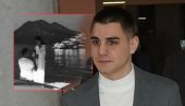 МЛАДИ ГЛУМАЦ ИЗ СЕРИЈЕ САБЉА ВЕРИО ДЕВОЈКУ: Тренутак из бајке догодио се на јахти уз залазак сунца (ФОТО)