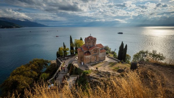 ПРВЕ НАГРАДЕ У БиХ И СЛОВЕНИЈУ : Познати победници 20. Међународне изложбе фотографија „Православље на интернету“