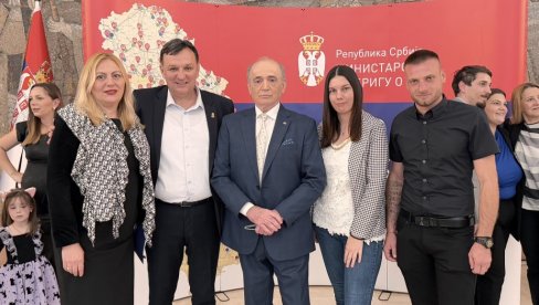 ДЕСПОТОВЦУ ДЕСЕТА СЕОСКА КУЋА: Сигурни кров над главом за Марка и Јовану ДЕСПОТОВЦУ ДЕСЕТА СЕОСКА КУЋА: Сигурни кров над главом за Марка и Јовану