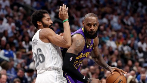 BOMBA JE ODJEKNULA! Dugogodišnji NBA as Spenser Dinvidi potpisao za evroligaša BOMBA JE ODJEKNULA! Dugogodišnji NBA as Spenser Dinvidi potpisao za evroligaša
