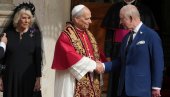 МОЛИТВА ЗА ИСТОРИЈУ: Краљ Чарлс у Ватикану са папом Лавом (ФОТО)