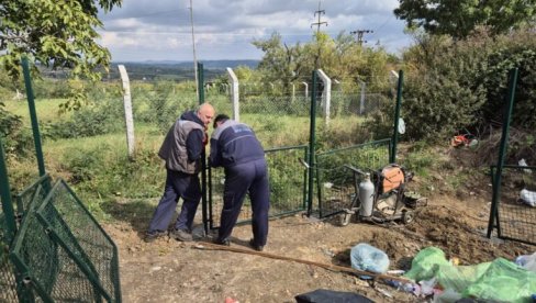 ДИВЉЕ ДЕПОНИЈЕ У КРАГУЈЕВАЧКИМ СЕЛИМА: Ограђивање сабирних места као решење