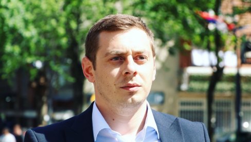 SUĐENJE SRBIMA SA KIM: Odložen pretres, odbrana prevedenu izavu svedoka dobila pet minuta pre ročišta SUĐENJE SRBIMA SA KIM: Odložen pretres, odbrana prevedenu izavu svedoka dobila pet minuta pre ročišta