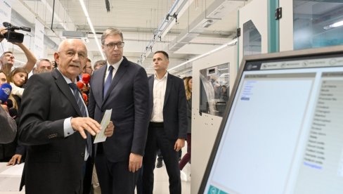 SRBIJU OČEKUJE UBRZAN I VELIKI RAST DO 2030. Vučić: Srbija i u teškim uslovima ima stopu rasta SRBIJU OČEKUJE UBRZAN I VELIKI RAST DO 2030. Vučić: Srbija i u teškim uslovima ima stopu rasta