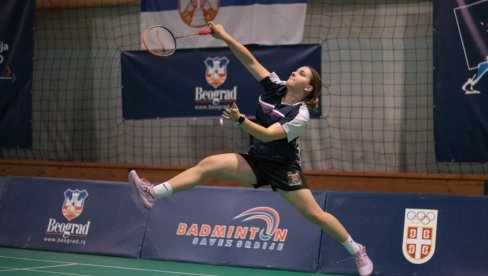 ТРОФЕЈ БЕОГРАДА У БАДМИНТОНУ: Надметање 150 најбољих такмичара ТРОФЕЈ БЕОГРАДА У БАДМИНТОНУ: Надметање 150 најбољих такмичара