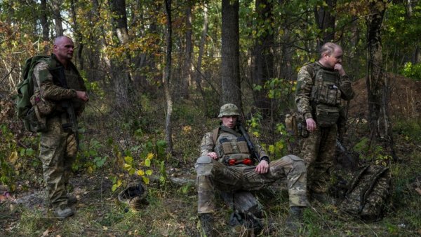 АМЕРИЧКИ ПОТПУКОВНИК: Запад ризикује да потпише смртну пресуду Кијеву АМЕРИЧКИ ПОТПУКОВНИК: Запад ризикује да потпише смртну пресуду Кијеву