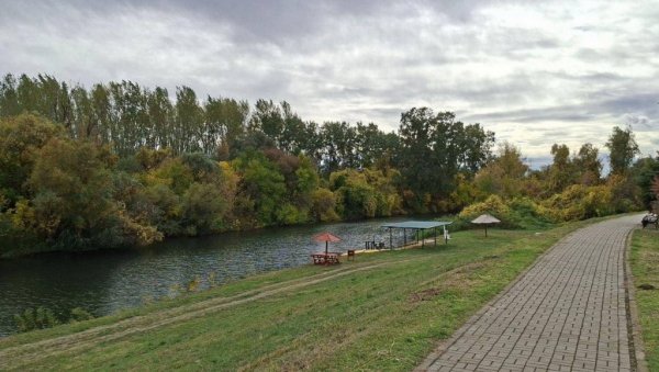 РАЈСКО УЖИВАЊЕ КРАЈ ТАМИША: Постављени активни мобилијари