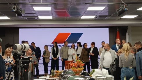 Српска напредна странка обележава страначку славу Свету Петку (ФОТО/ВИДЕО)