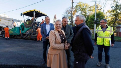 SOFRONIJEVIĆ: Sečanj dobija nove puteve i rešene imovinske odnose SOFRONIJEVIĆ: Sečanj dobija nove puteve i rešene imovinske odnose