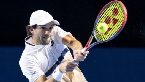 KRAJ TENISKE BAJKE U PARIZU: Valentan Vašero eliminisan u četvrtfinalu KRAJ TENISKE BAJKE U PARIZU: Valentan Vašero eliminisan u četvrtfinalu