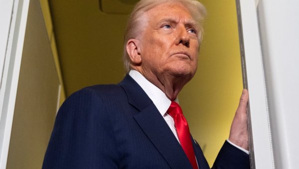 РУСИЈА ТРАЖИ ПОЈАШЊЕЊЕ: Трамп најавио обнављање америчких нуклеарних проба РУСИЈА ТРАЖИ ПОЈАШЊЕЊЕ: Трамп најавио обнављање америчких нуклеарних проба