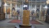 У САБОРНОМ ХРАМУ У НОВОМ САДУ ПОЧЕЛА ЛИТУРГИЈА: Следи парастос за страдале у паду надстрешнице