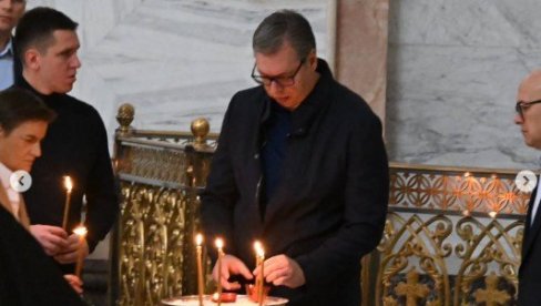 U OVOM TUŽNOM TRENUTKU, NAJVAŽNIJE JE DA SRBIJA BUDE DOSTOJANSTVENA I UJEDINJENA Vučić prisustvovao pomenu nastradalima u Novom Sadu U OVOM TUŽNOM TRENUTKU, NAJVAŽNIJE JE DA SRBIJA BUDE DOSTOJANSTVENA I UJEDINJENA Vučić prisustvovao pomenu nastradalima u Novom Sadu