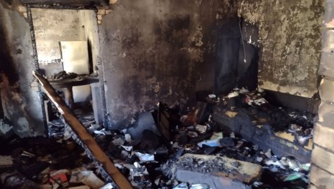 KOMŠIJE I VATROGASCI SAVLADALI POŽAR U ZMAJEVU, NEDALEKO OD VRBASA   Gabrielu ostao samo - život