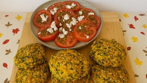 ПОГАЧИЦЕ СА ФЕТА СИРОМ И СПАНАЋЕМ: Зелени залогаји који освајају мирисом и укусом