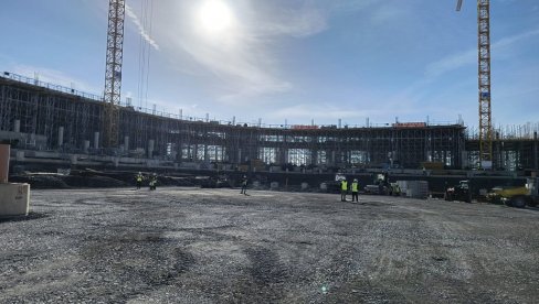 Vučić u obilasku gradilišta Nacionalnog stadiona (FOTO/VIDEO) Vučić u obilasku gradilišta Nacionalnog stadiona (FOTO/VIDEO)