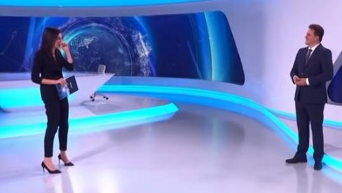 URNEBES USRED DNEVNIKA: Gaf voditeljke HRT-a nasmejao ceo region (VIDEO) URNEBES USRED DNEVNIKA: Gaf voditeljke HRT-a nasmejao ceo region (VIDEO)