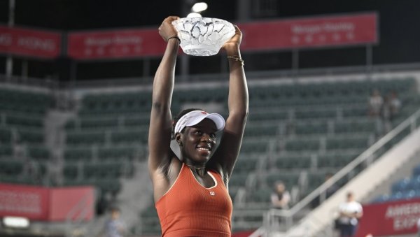 ТЕНИСКО ЧУДО ИЗ КАНАДЕ: Почела годину као 333. на ВТА листи, а завршава је у топ 20!