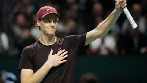 ŠELTON NA MUKAMA: Siner ne preza od snažnih servera!