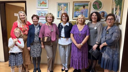 U UDRUŽENJU KRAGUJEVČANA U BEOGRADU OTVORENA IZLOŽBA TO SAM JA: Zajedno slikaju i raduju se