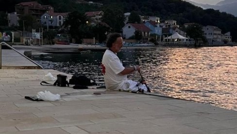 ПРОМЕНИО ЖИВОТ: Тони Цетински се посветио вери, посту, а време проводи пецајући - Пребродио сам најтеже тренутке (ФОТО)