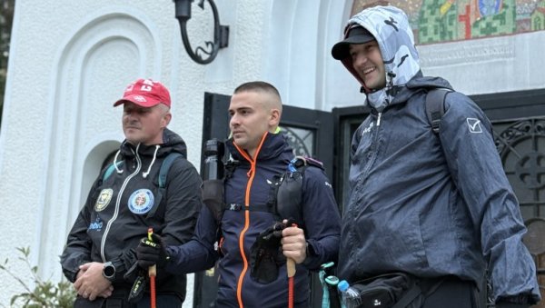 БЈЕЛИЋ И МАРИНКОВИЋ О ХОДОЧАШЋУ ЗА ДЕЦУ ЛЕПТИРЕ: Одустајање није била опција