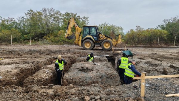 БОР ДОБИЈА ПРИХВАТИЛИШТЕ: Нови дом за 250 паса и мачака