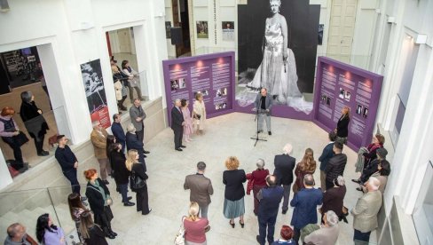 ИЗУЗЕТНА ЖЕНА, ОДАНА СВОМ НАРОДУ: У Југословенској кинотеци отворена изложба посвећена краљици Марији Карађорђевић