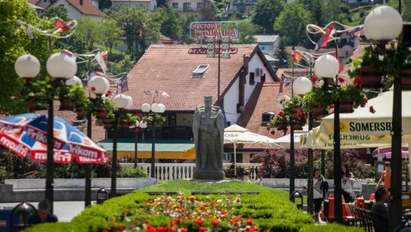 ЗАХВАЉУЈУЋИ ЈЕДИНСТВЕНОЈ АПЛИКАЦИЈИ, ВАЉЕВЦИ ПОПИСАЛИ ИНДИВИДУАЛНЕ ИЗВОРЕ АЕРОЗАГАЂЕЊА   Дигитални катастар свих врста ложишта