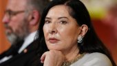 MARINA ABRAMOVIĆ PONELA KREACIJU SRPSKOG DIZAJNERA: Naša najpoznatija umetnica objasnila kako biti šik i u 78. godini!