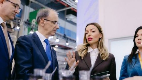 SAJAM U ŠANGAJU OGROMNA PRILIKA ZA SRPSKE PRIVREDNIKE Mesarović: Srpski proizvodi su dobrodošli u Kinu