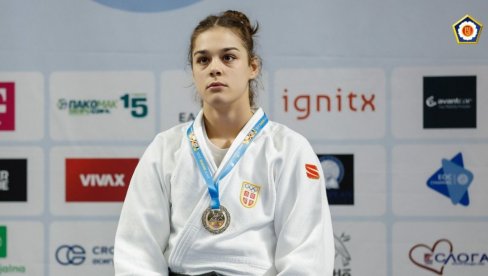 МИСЛИ ЛЕТЕ КА ЕЛ- ЕЈУ : Новосађанка Александра Андрић (17) нова звезда српског џуда