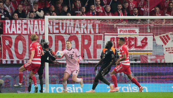 ПРВИ КИКС БАЈЕРНА ОВЕ СЕЗОНЕ: Унион Берлин зауставио машину из Минхена (ВИДЕО)