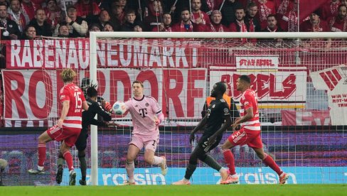 ПРВИ КИКС БАЈЕРНА ОВЕ СЕЗОНЕ: Унион Берлин зауставио машину из Минхена